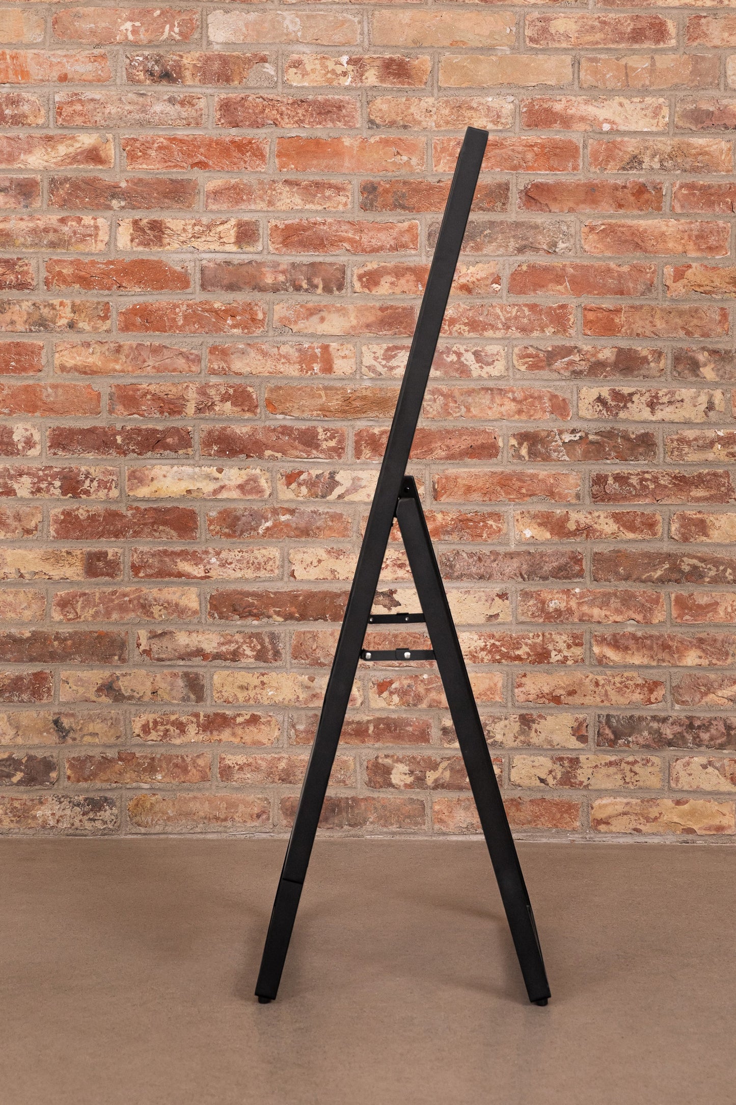 Produktabbildung: hi5 DIGI STAND Indoor 43 Zoll