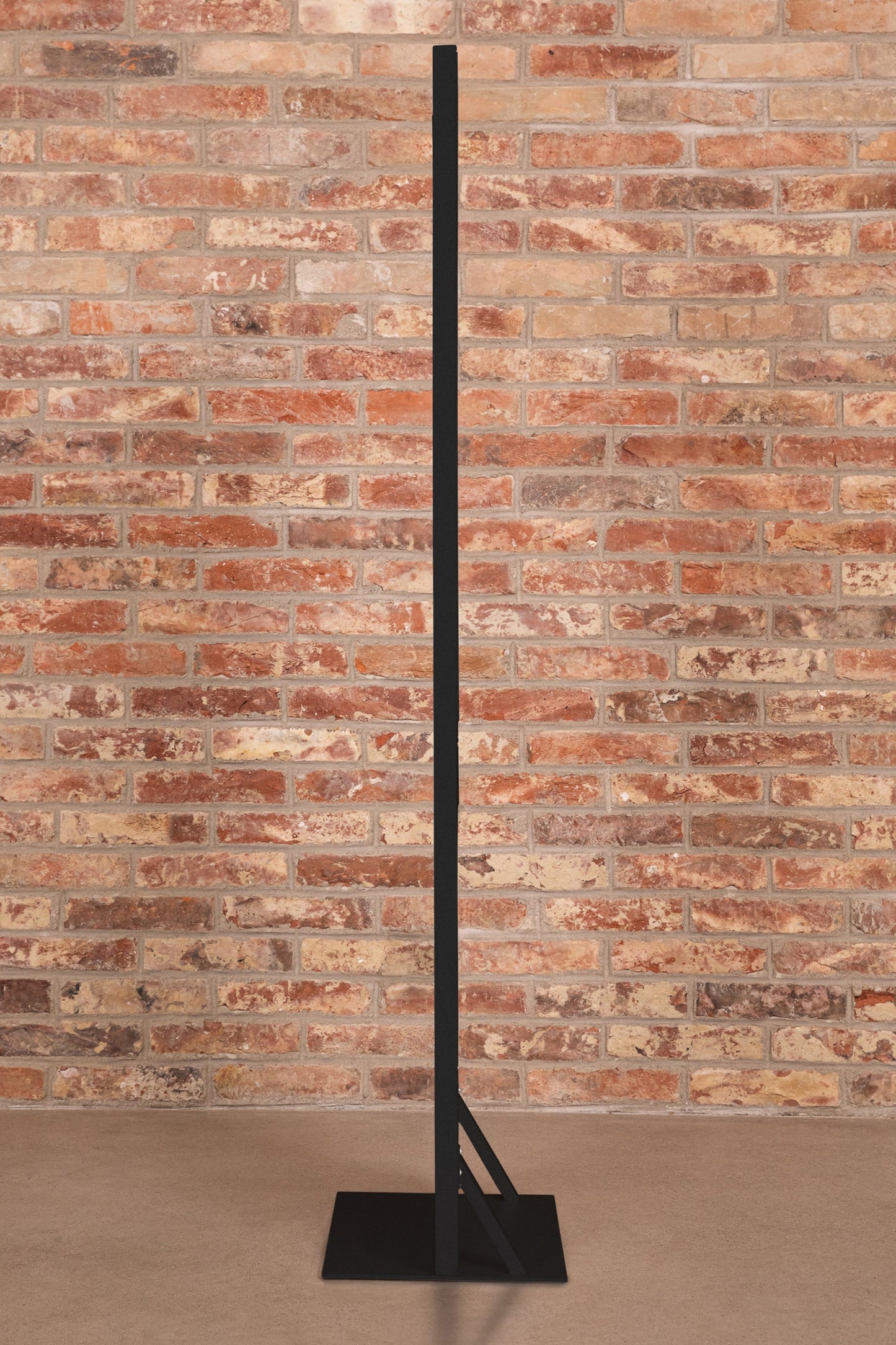 Produktabbildung: hi5 DIGI STELE Indoor 49 Zoll